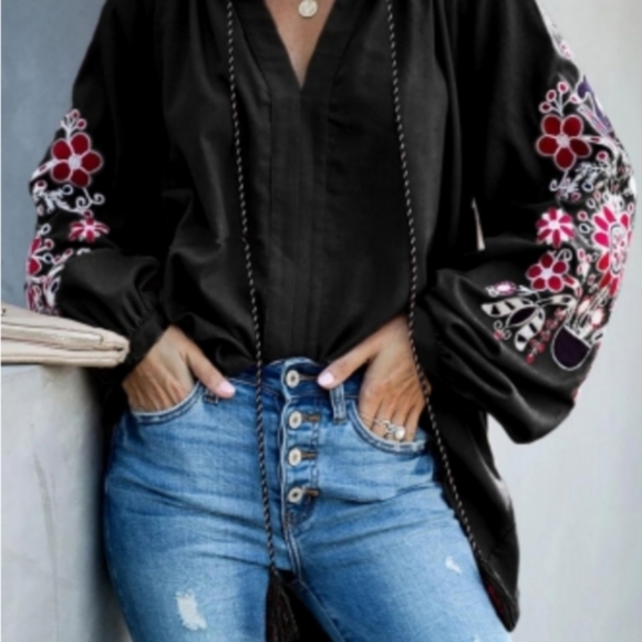 1 Left Medium New Black Relaxing Fit Top - Picture 2 of 2